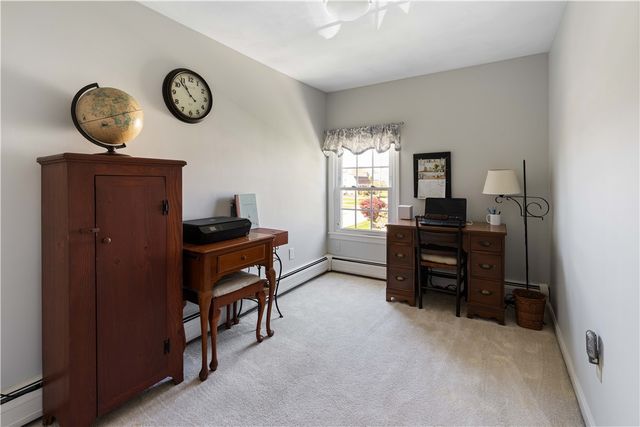 43 Academy Avenue, Bristol, RI 02809