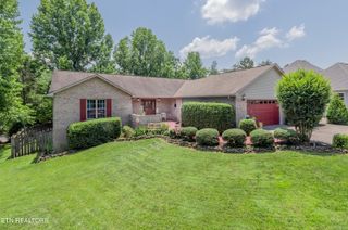 160 Amohi Way, Loudon, TN 37774