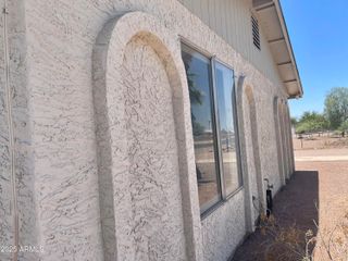 143 S Mountain Road 1, Apache Junction, AZ 85120