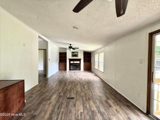 184 Hardison Road, Holly Ridge, NC 28445