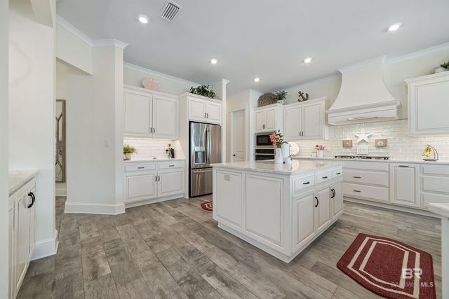 557 Willow Point Court, Gulf Shores, AL 36542