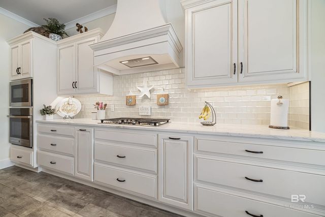 557 Willow Point Court, Gulf Shores, AL 36542