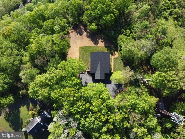 472 COON HOLLOW TRAIL, Hedgesville, WV 25427
