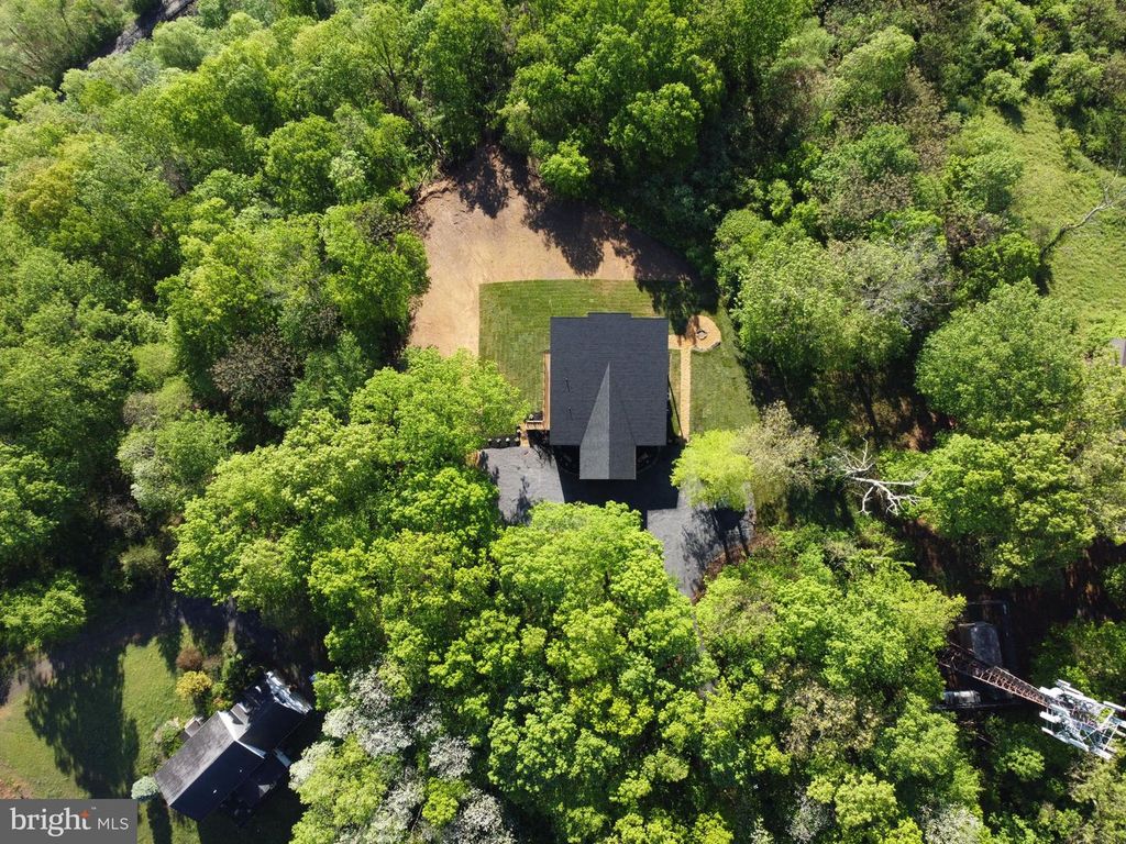 472 COON HOLLOW TRAIL, Hedgesville, WV 25427