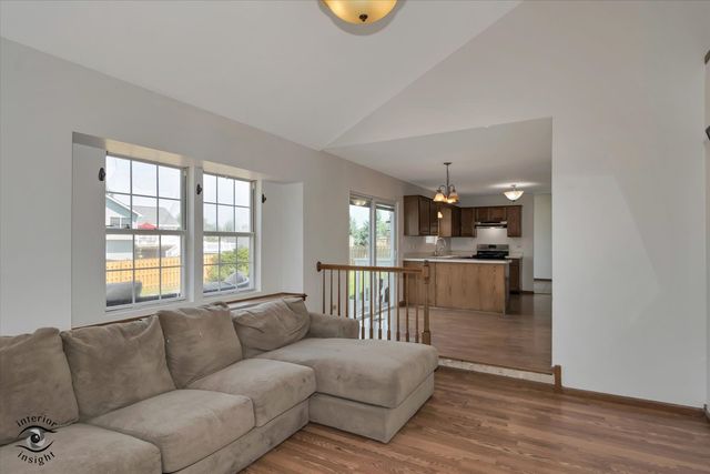 20532 Timber Mill Drive, Frankfort, IL 60423