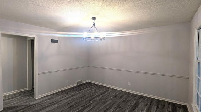 4444 E 107th Terrace, Kansas City, MO 64137