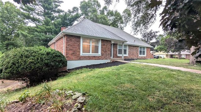 4444 E 107th Terrace, Kansas City, MO 64137