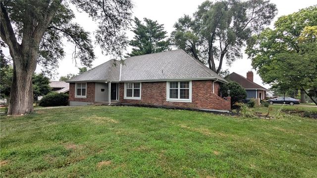 4444 E 107th Terrace, Kansas City, MO 64137