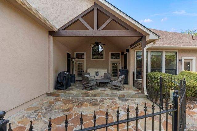 31039 Keeneland Dr, Boerne, TX 78015