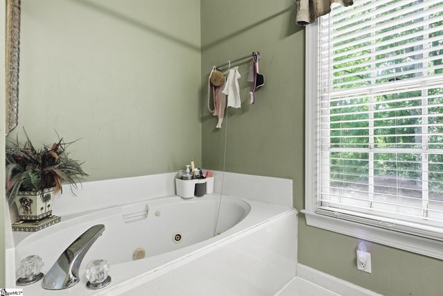 2 Meadow Springs Lane, Greer, SC 29650