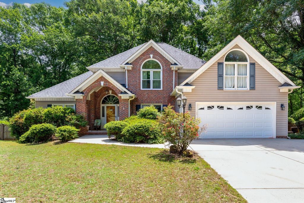2 Meadow Springs Lane, Greer, SC 29650