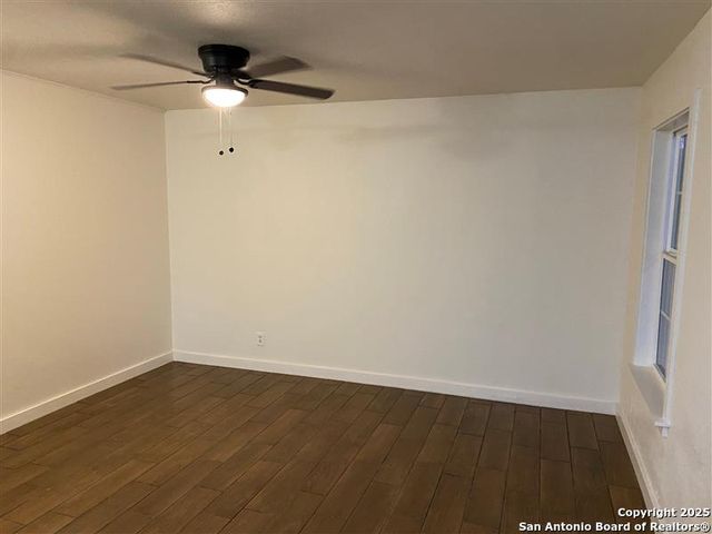 5523 LITTLE CREEK ST, San Antonio, TX 78242
