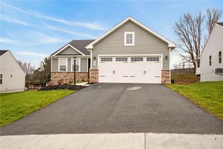 105 Horseshoe Loop, South Franklin, PA 15301