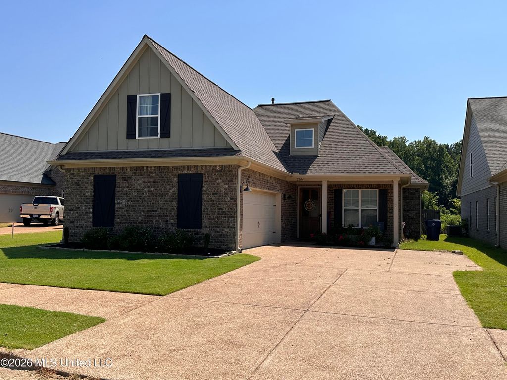 2204 Watson View East, Nesbit, MS 38651 — exterior