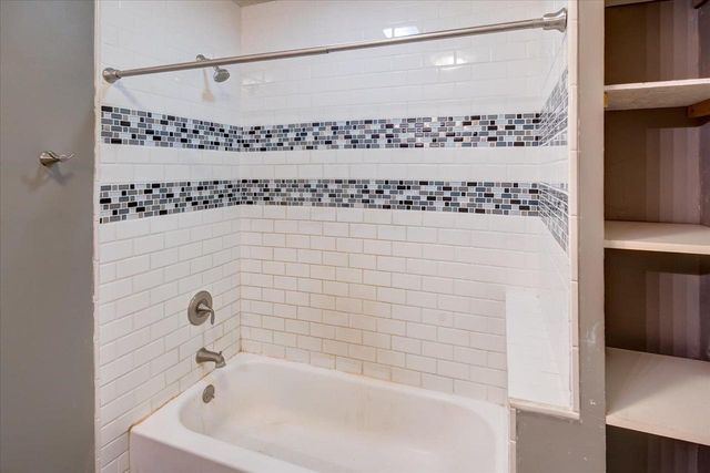 947 W Wisconsin Street, Portage, WI 53901