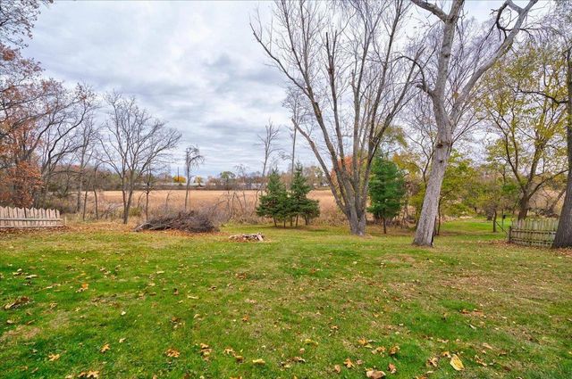 947 W Wisconsin Street, Portage, WI 53901