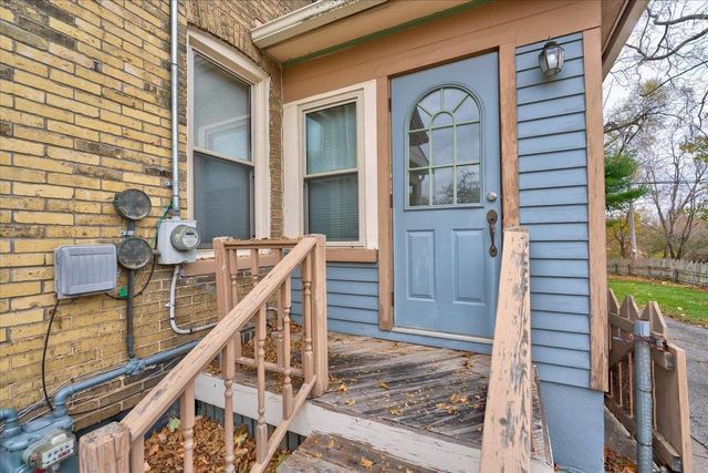 947 W Wisconsin Street, Portage, WI 53901