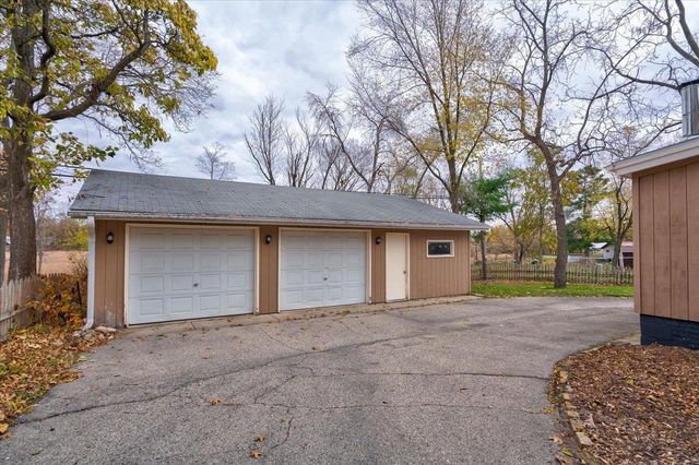 947 W Wisconsin Street, Portage, WI 53901