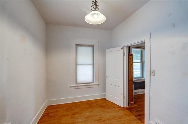 947 W Wisconsin Street, Portage, WI 53901