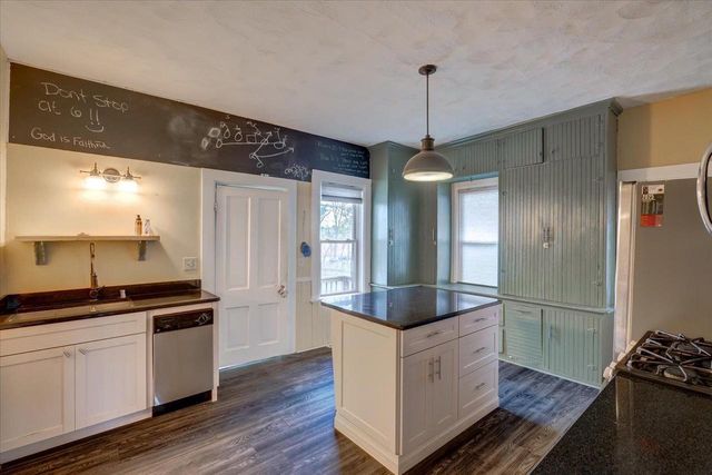 947 W Wisconsin Street, Portage, WI 53901