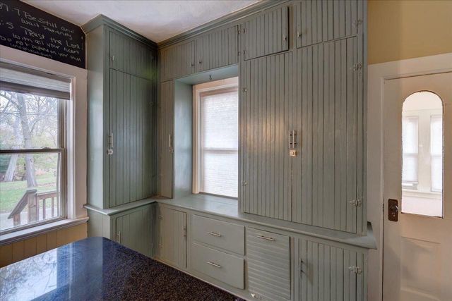 947 W Wisconsin Street, Portage, WI 53901