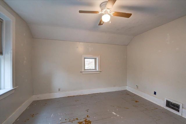 947 W Wisconsin Street, Portage, WI 53901