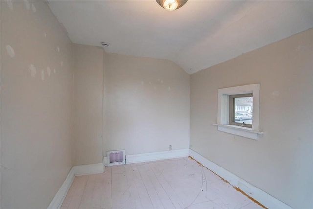 947 W Wisconsin Street, Portage, WI 53901