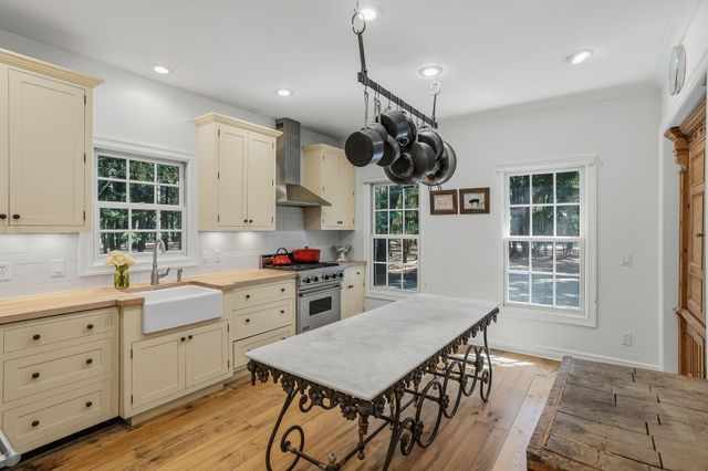 6195 Bayou Trail, Saugatuck Twp, MI 49453