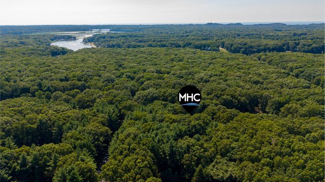 6195 Bayou Trail, Saugatuck Twp, MI 49453