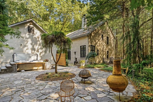 6195 Bayou Trail, Saugatuck Twp, MI 49453