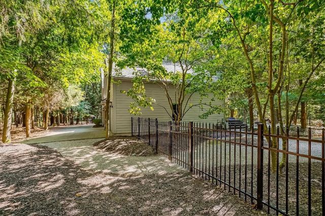 6195 Bayou Trail, Saugatuck Twp, MI 49453