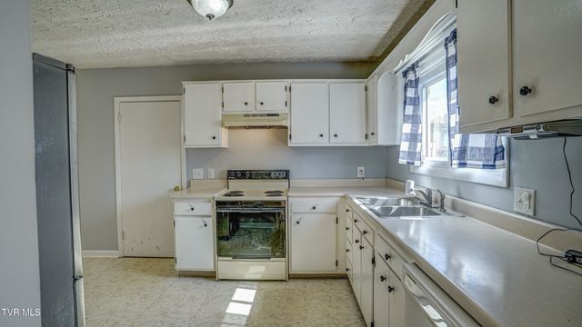 1841 Jackson Hollow Road, Kingsport, TN 37663