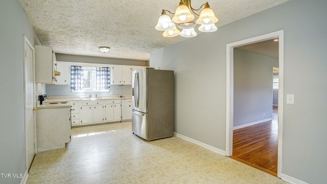 1841 Jackson Hollow Road, Kingsport, TN 37663