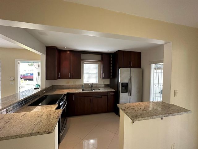 3001 NW 4th Terrace 152, Pompano Beach, FL 33064