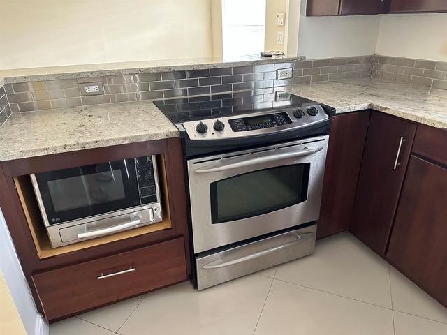 3001 NW 4th Terrace 152, Pompano Beach, FL 33064