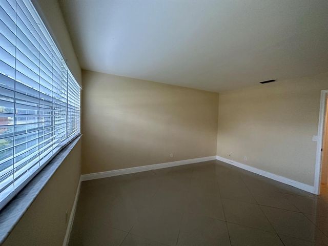 3001 NW 4th Terrace 152, Pompano Beach, FL 33064
