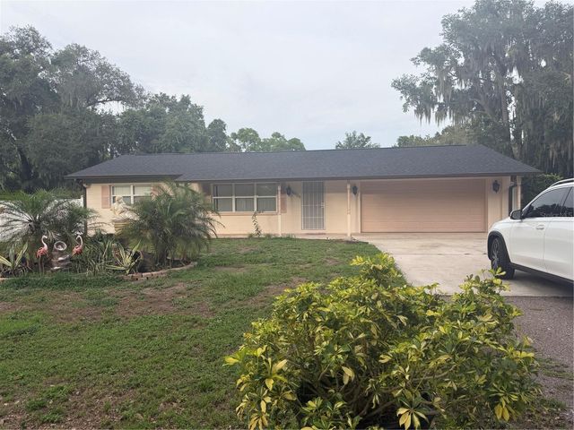 8009 PAULSON LANE, Tampa, FL 33617