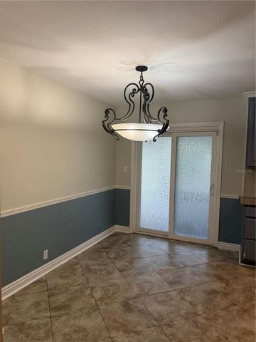8009 PAULSON LANE, Tampa, FL 33617