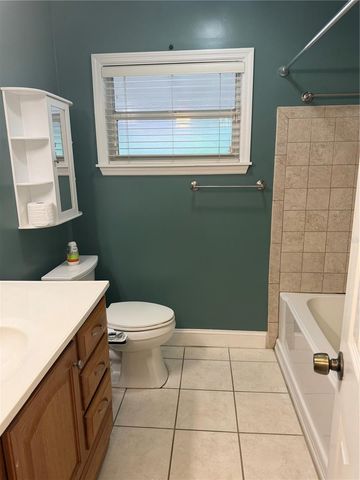8009 PAULSON LANE, Tampa, FL 33617