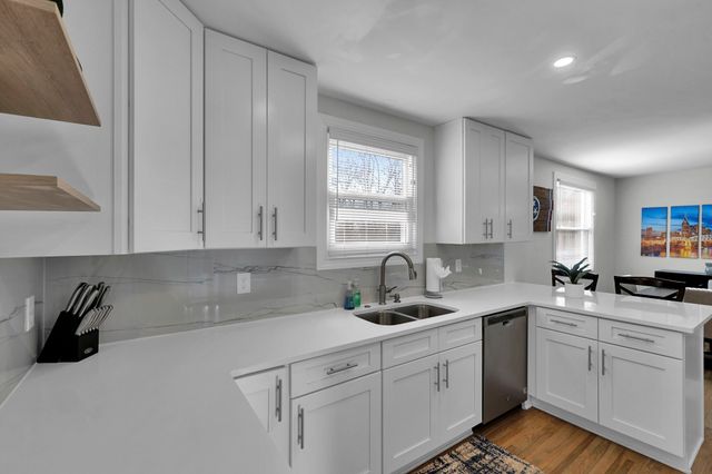 1709 Porter Rd, Nashville, TN 37206