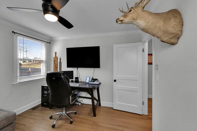 1709 Porter Rd, Nashville, TN 37206