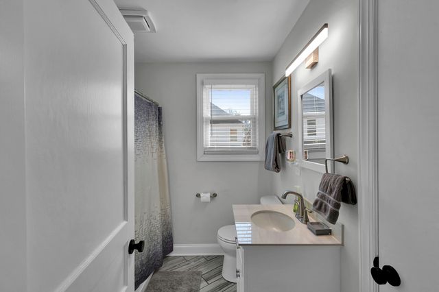 1709 Porter Rd, Nashville, TN 37206