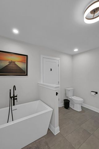 1709 Porter Rd, Nashville, TN 37206