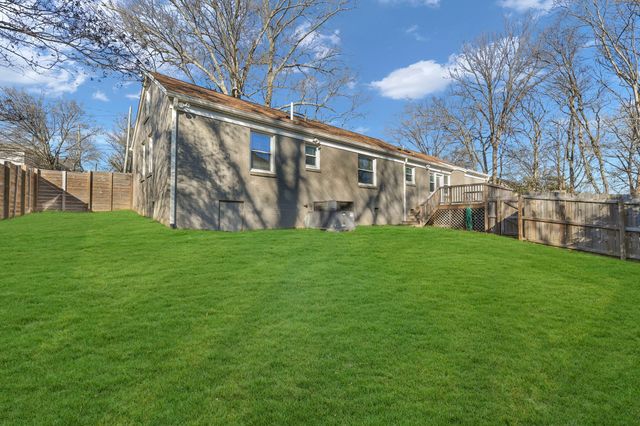 1709 Porter Rd, Nashville, TN 37206