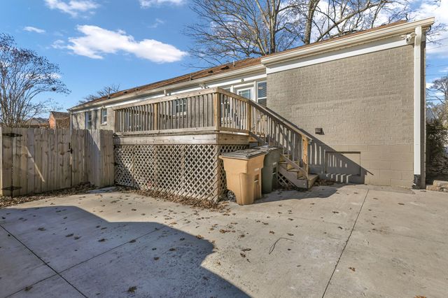 1709 Porter Rd, Nashville, TN 37206