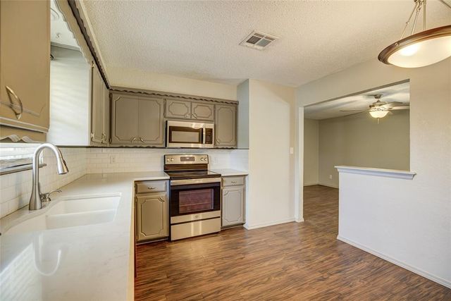 1517 Willowcliff Court, Norman, OK 73071
