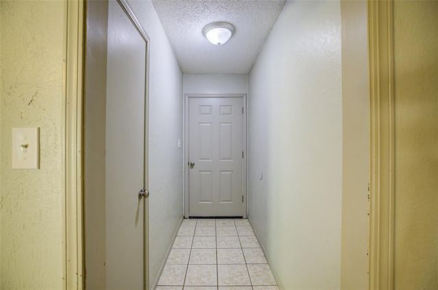 1517 Willowcliff Court, Norman, OK 73071