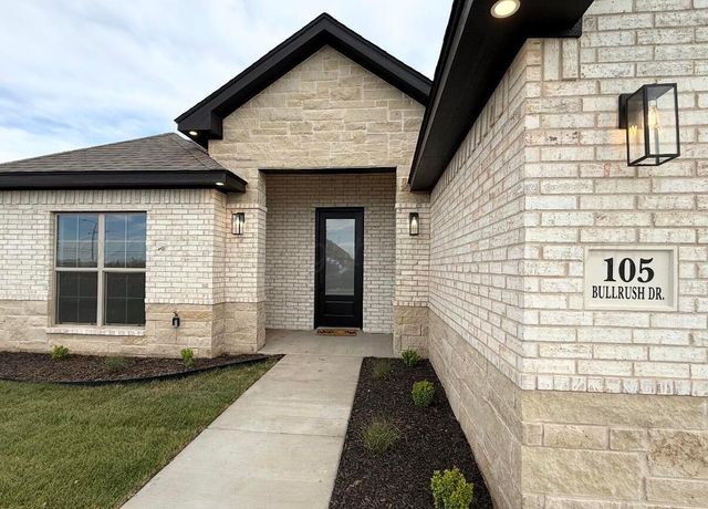 105 BULLRUSH Drive, Canyon, TX 79015
