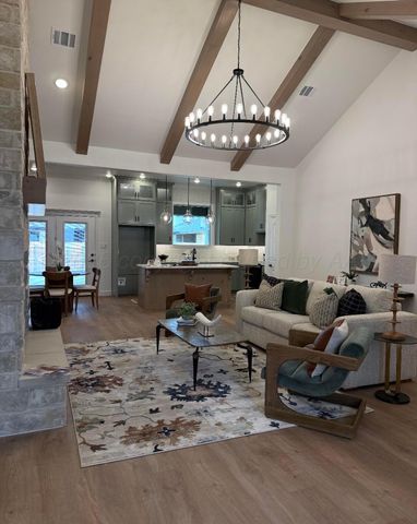 105 BULLRUSH Drive, Canyon, TX 79015