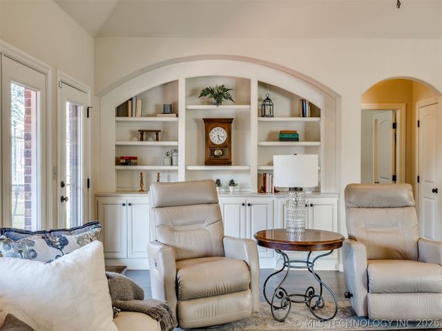 14390 S Vandalia Avenue, Bixby, OK 74008